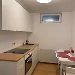 Cozy In Neusser Street