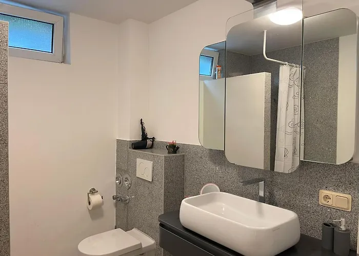Appartement Cozy In Neusser Street *